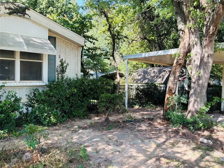 3409 Brownwood Lane, Edmond, OK 73034 - #2