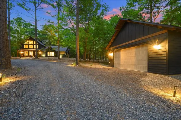 590 Three Creeks Road, Broken Bow, OK 74728