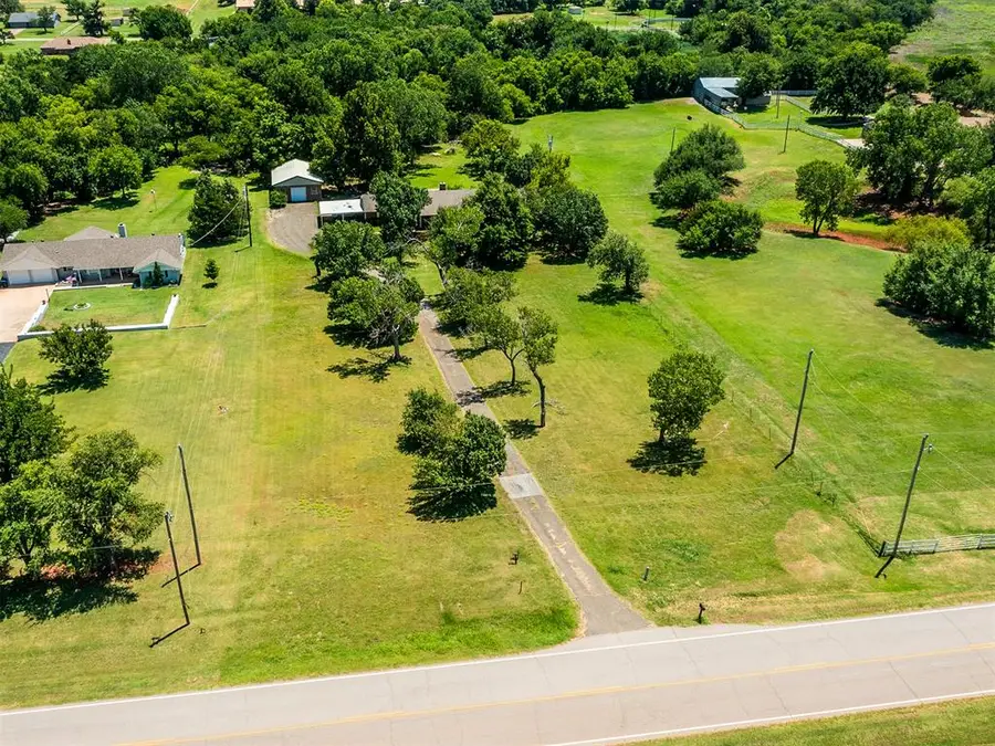 21370 N Rockwell Avenue, Edmond, OK 73012 - #2