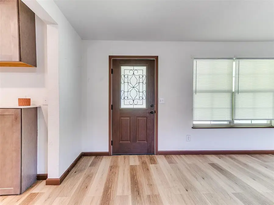 1702 N Market Avenue, Shawnee, OK 74804 - #3