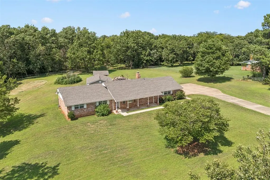 8010 E Maguire Road, Noble, OK 73068 - #1