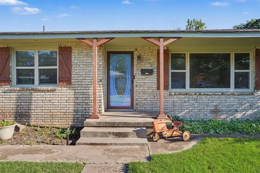 116 W Jackson Street, Mangum, OK 73554 - #3