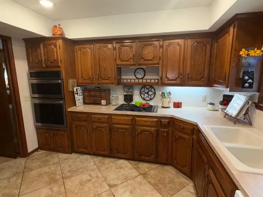 703 E 4th Street, Chandler, OK 74834 - #3