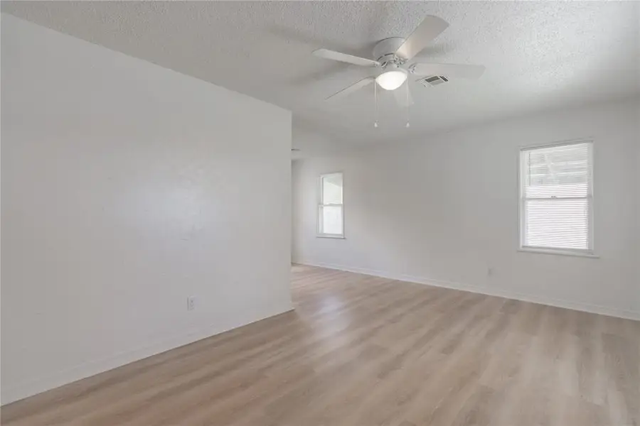 3405 S Woodward Avenue, Oklahoma City, OK 73119 - #3