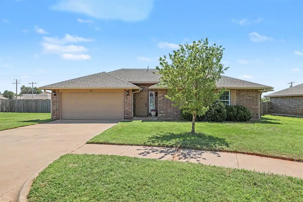 908 Denmark Street, Yukon, OK 73099 - #1