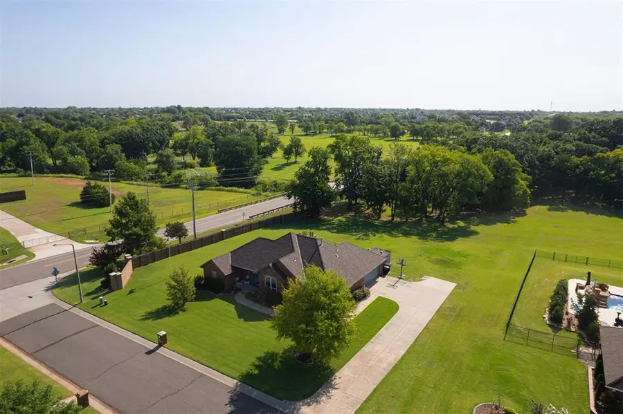 3500 Stratford Place, Moore, OK 73160 - #2