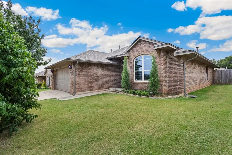 11212 NW 100th Street, Yukon, OK 73099 - #2