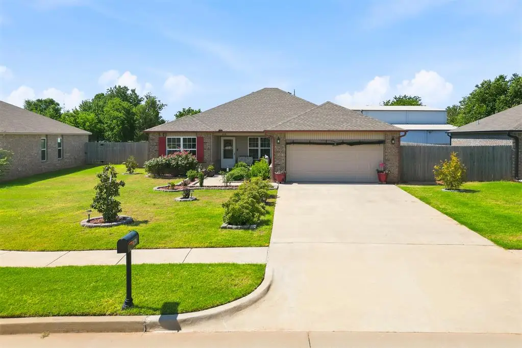 1728 W Antler Way, Mustang, OK 73064 - #1