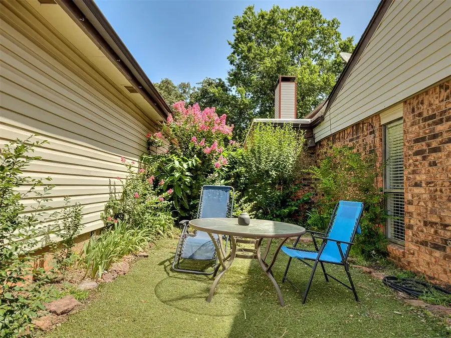 426 Sundance Lane, Edmond, OK 73034 - #2