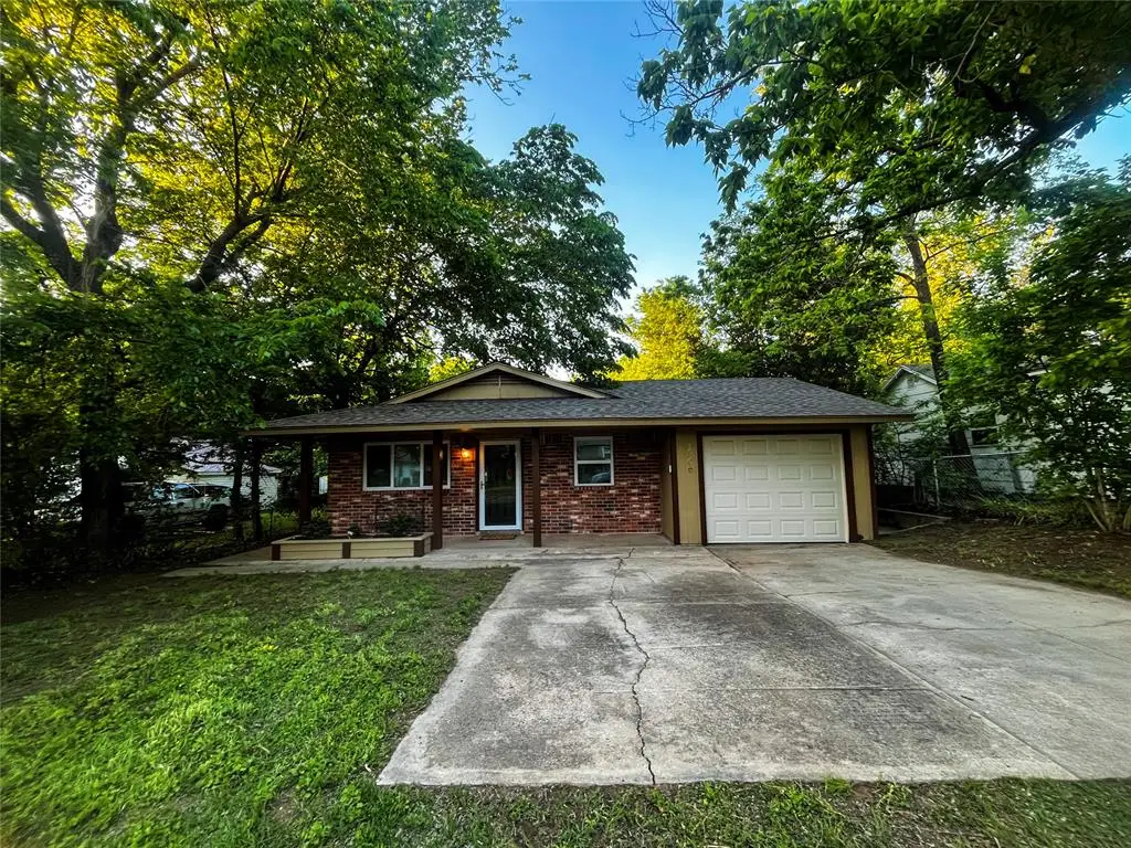 1306 E Wallace Avenue, Shawnee, OK 74801 - #1