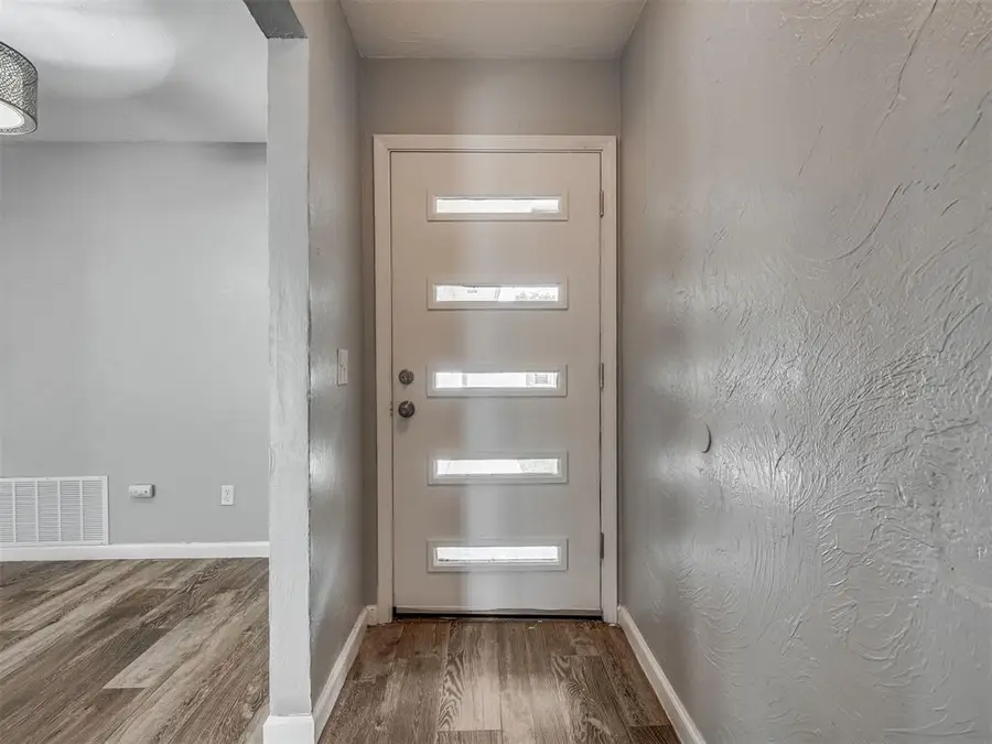 1132 SW 77th Place, Oklahoma City, OK 73139 - #3