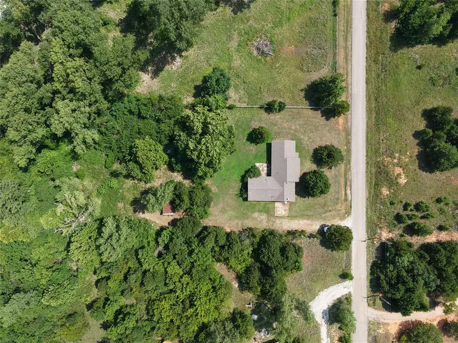 908 Whispering Lane, Newcastle, OK 73065 - #2