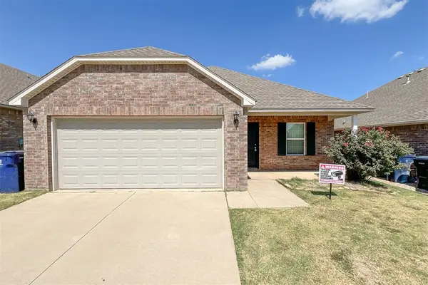 9317 NW 71st Street, Yukon, OK 73099