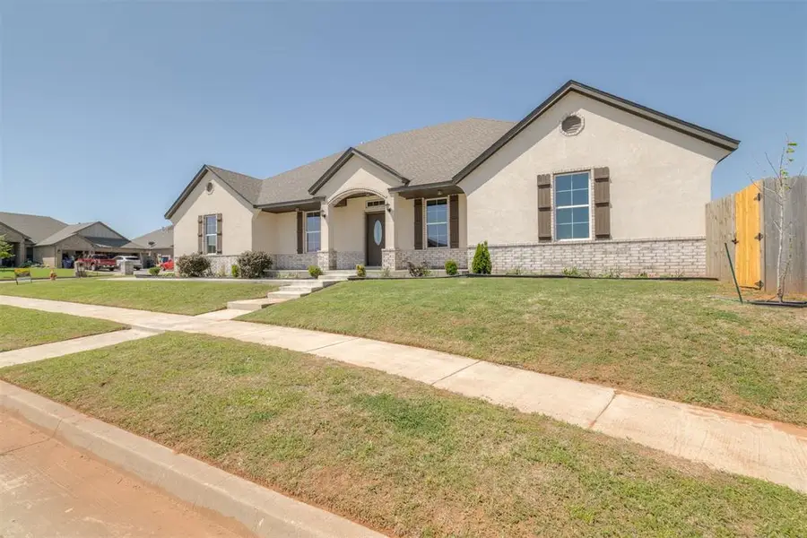 2313 E Kellan Court Terrace, Mustang, OK 73064 - #2