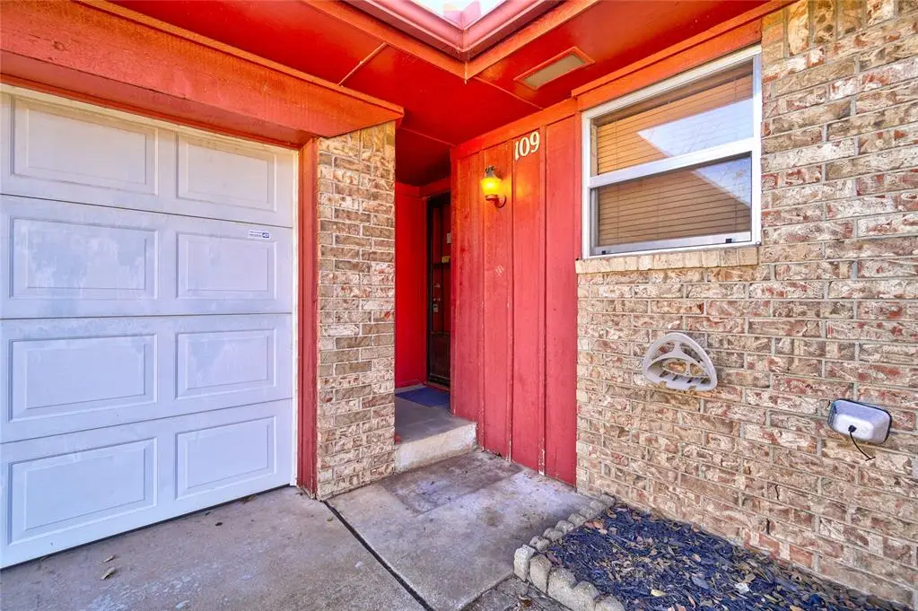 109 Bainbridge Road, Oklahoma City, OK 73114 - #1