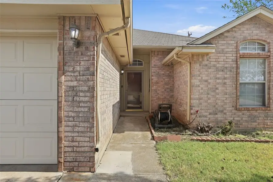 10329 Aberdeen Drive, Yukon, OK 73099 - #3