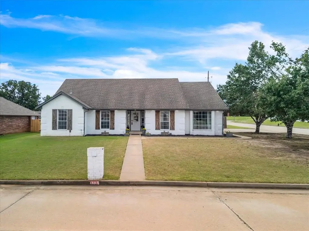1301 Manchester Drive, Shawnee, OK 74804 - #1