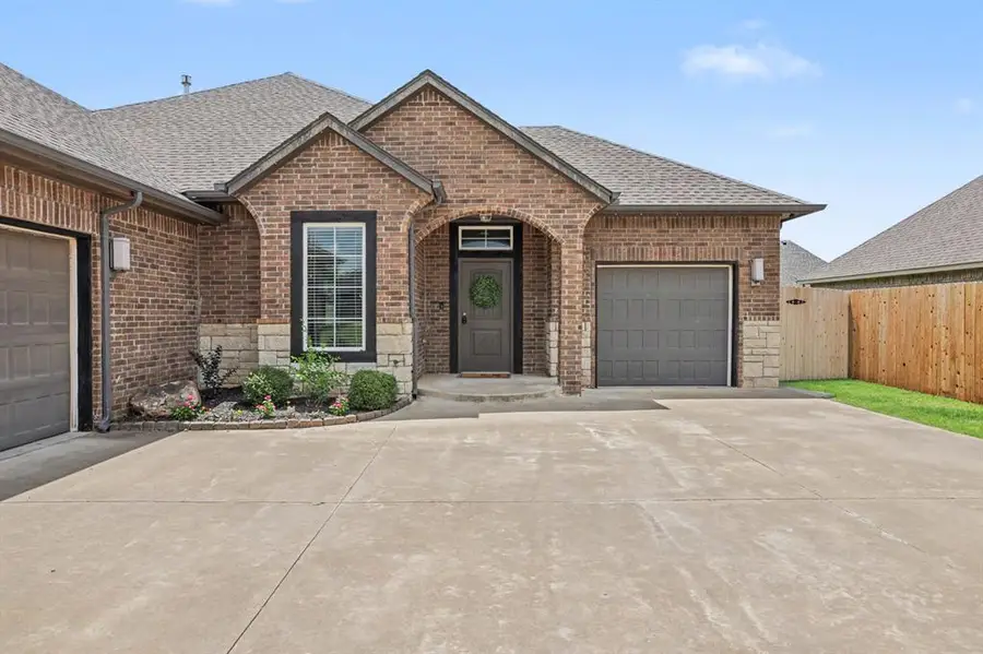 908 NW 186th Street, Edmond, OK 73012 - #3
