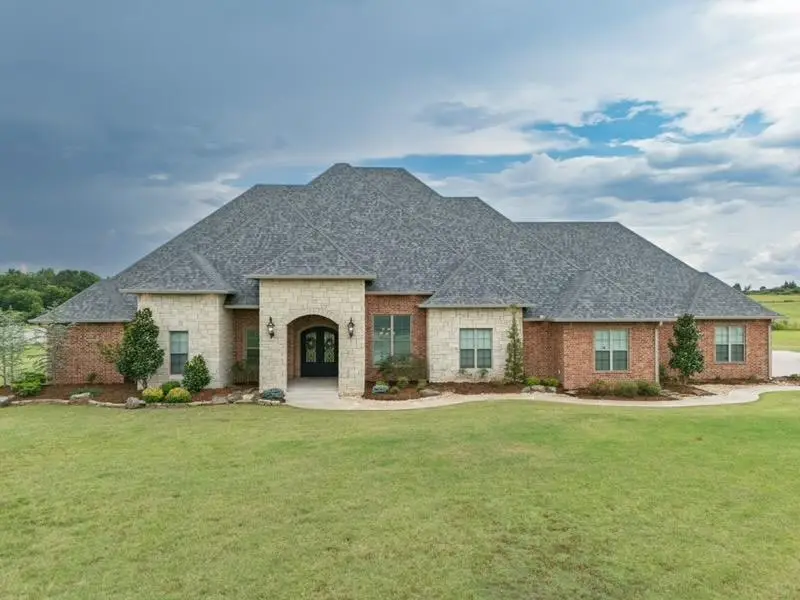 19414 Abigail Drive, Shawnee, OK 74801 - #1