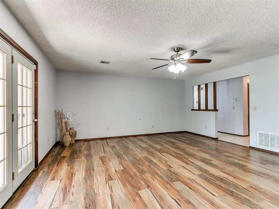 8304 Lance Drive, Oklahoma City, OK 73132 - #3