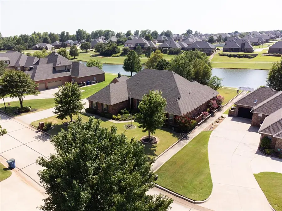 2555 Cross Cut Lane, Choctaw, OK 73020 - #2
