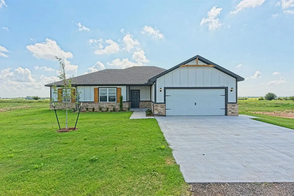 3350 Manning Farms Boulevard, El Reno, OK 73036 - #1