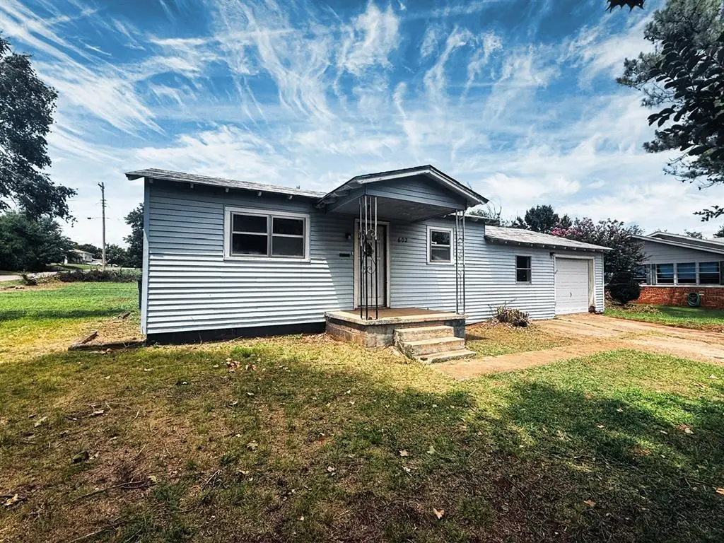 602 E 12th Street, Chandler, OK 74834 - #1