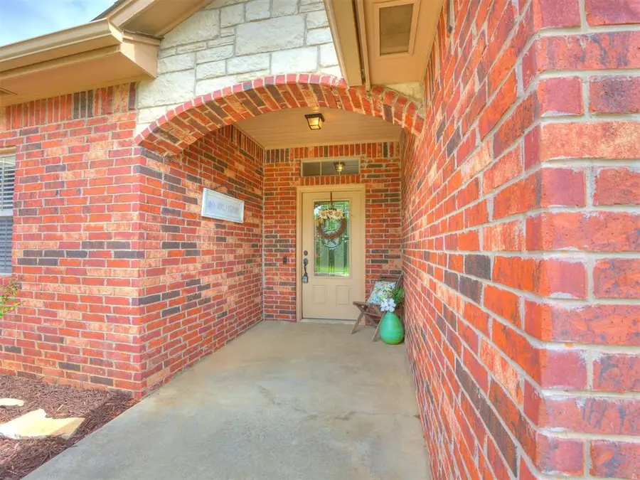 3222 E Simmons Road, Edmond, OK 73034 - #3