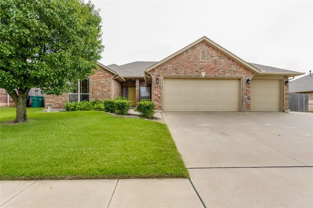 11240 NW 104th Street, Yukon, OK 73099 - #1