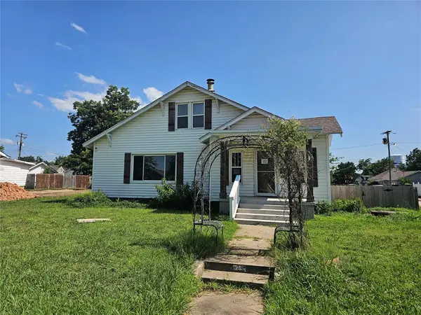 125 W Midland Street, Shawnee, OK 74804