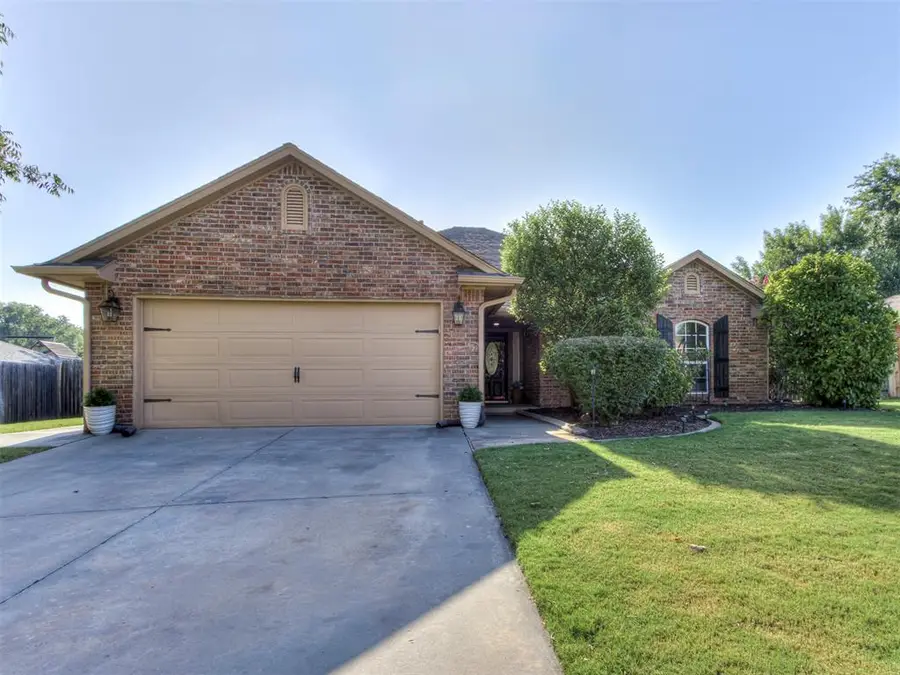 1916 N Shawnee Trail, Choctaw, OK 73020 - #3