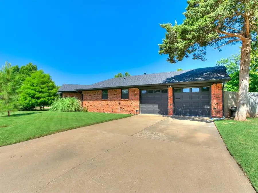 2601 Chateau Drive, Norman, OK 73069 - #3
