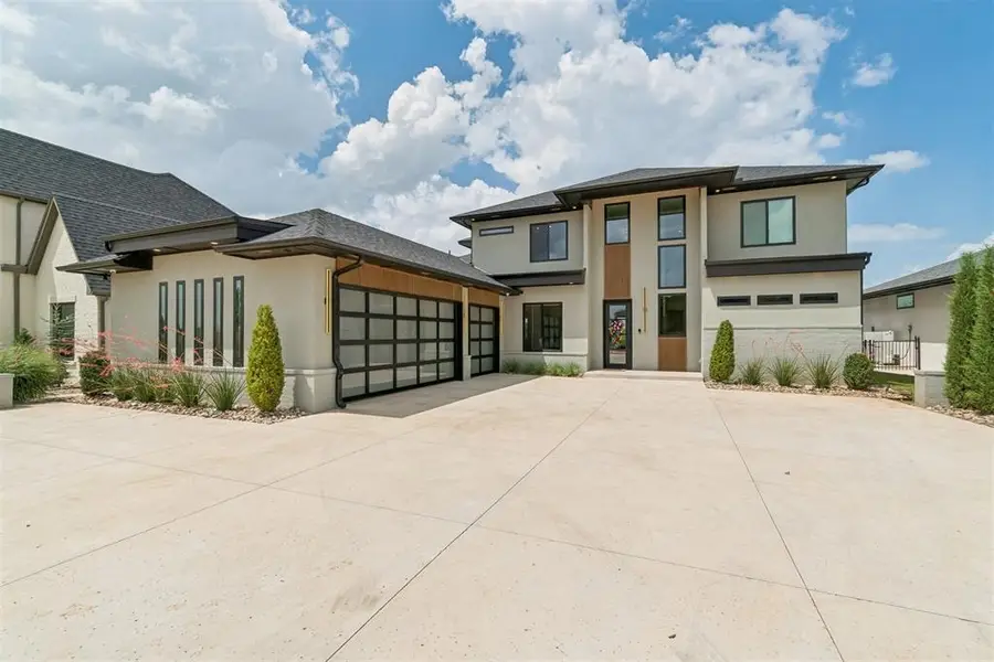 2025 Colonial Way, Edmond, OK 73025 - #2