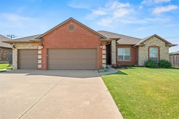 10809 Middlesbrough Lane, Yukon, OK 73099
