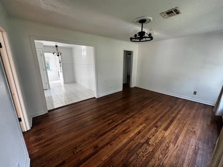 111 E Dale Street, Norman, OK 73069 - #3