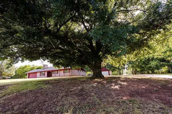 1108 Wilson Avenue, Maysville, OK 73057