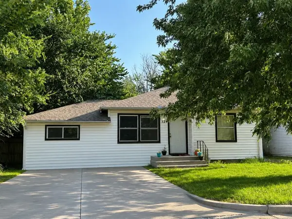1124 W Wood Street, Shawnee, OK 74801