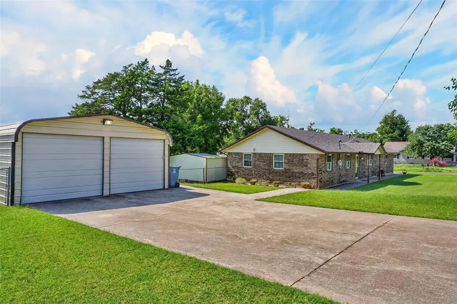 1901 Ives Way, Choctaw, OK 73020 - #2