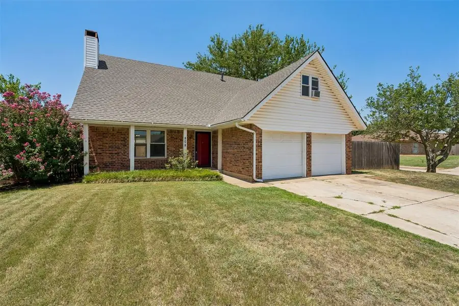 808 Miller Drive, Yukon, OK 73099 - #3