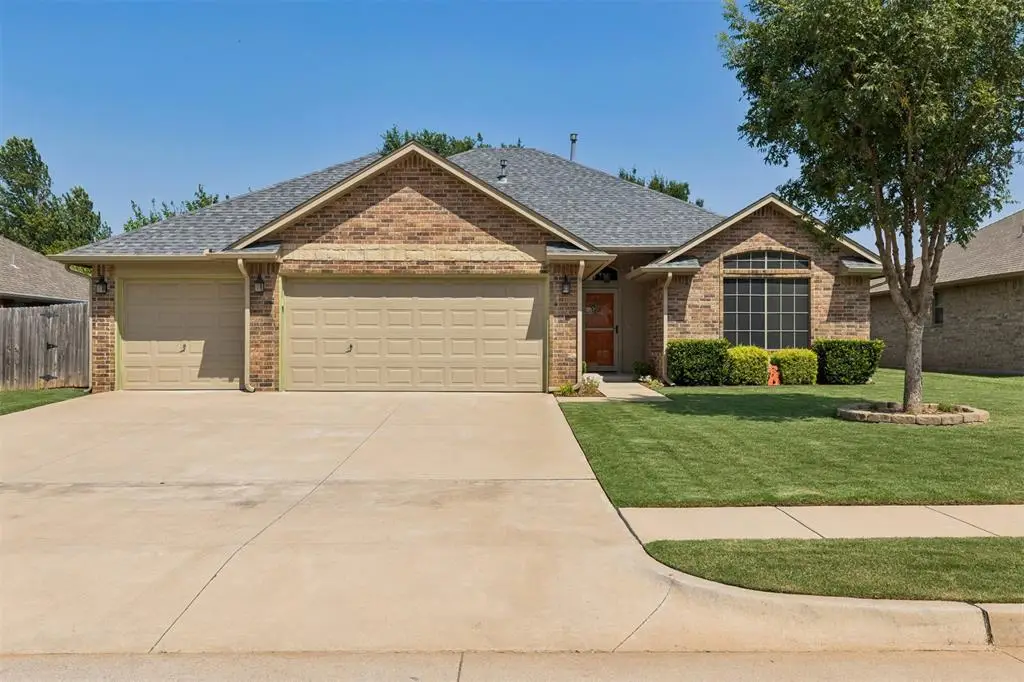 4621 Oasis Lane, Yukon, OK 73099 - #1