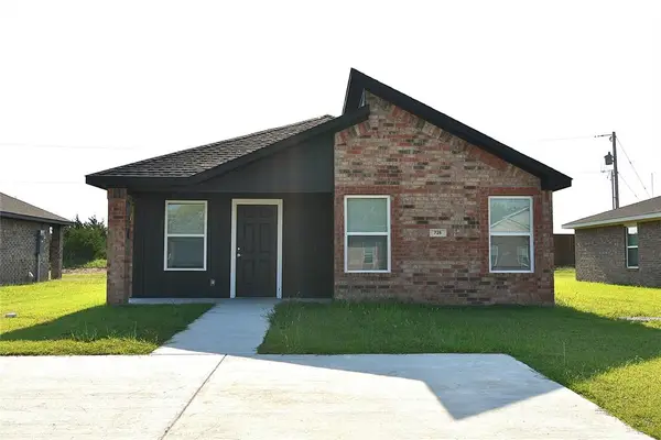 728 Elm Street, Seminole, OK 74868-4210