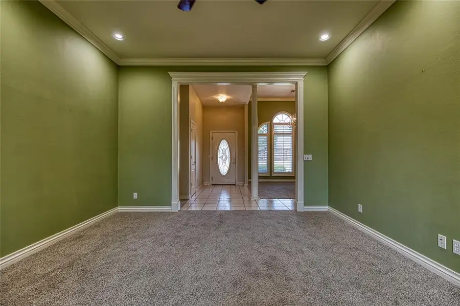 800 N Elk Avenue, Elk City, OK 73644 - #3