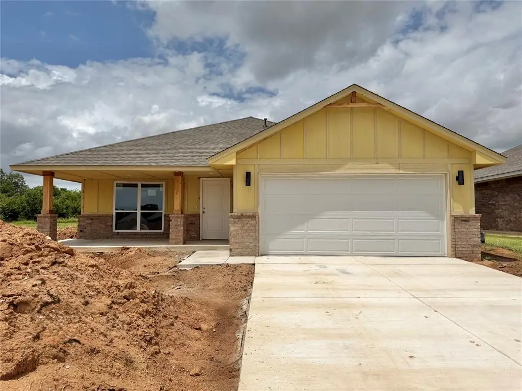 1117 Redwood Creek Drive, Yukon, OK 73099 - #1