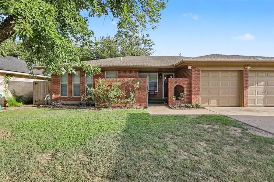 1228 SW 92nd Street, Oklahoma City, OK 73139 - #2