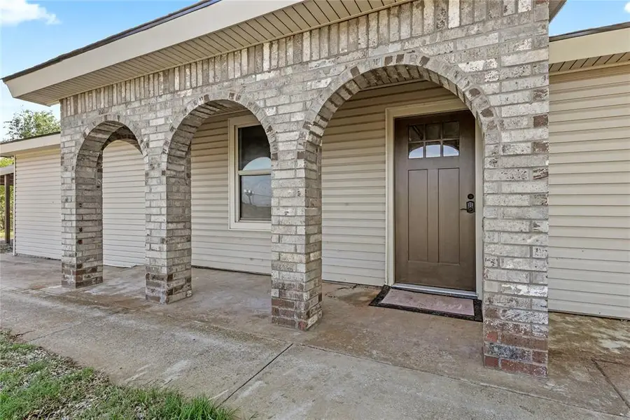 523 S 1st Street, Lookeba, OK 73053 - #2
