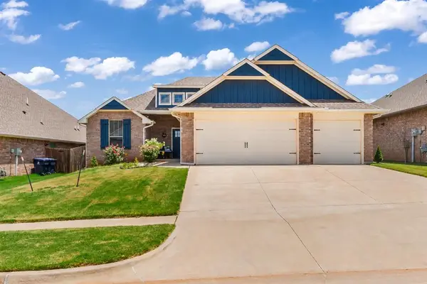 5512 Carmel Creek Drive, Mustang, OK 73064