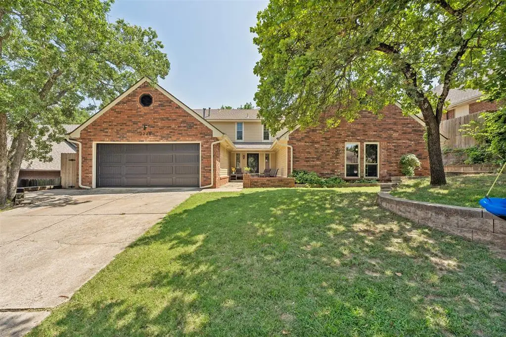 1220 Knights Bridge Road, Edmond, OK 73034 - #1