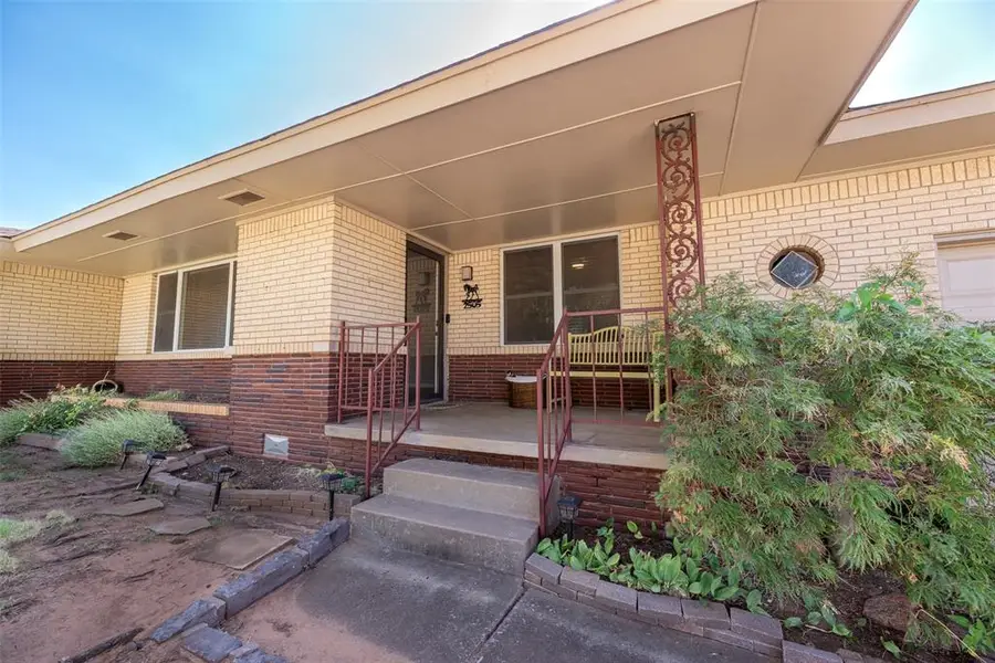 2505 Robin Road, Midwest City, OK 73110 - #2