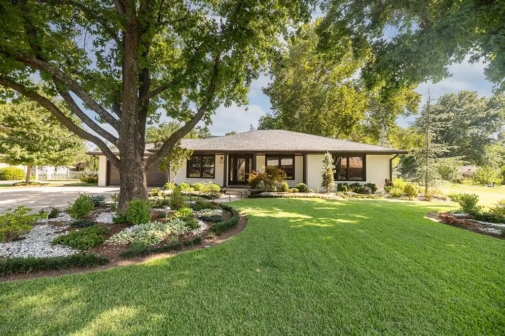1305 E Lawrence Street, Wynnewood, OK 73098 - #1