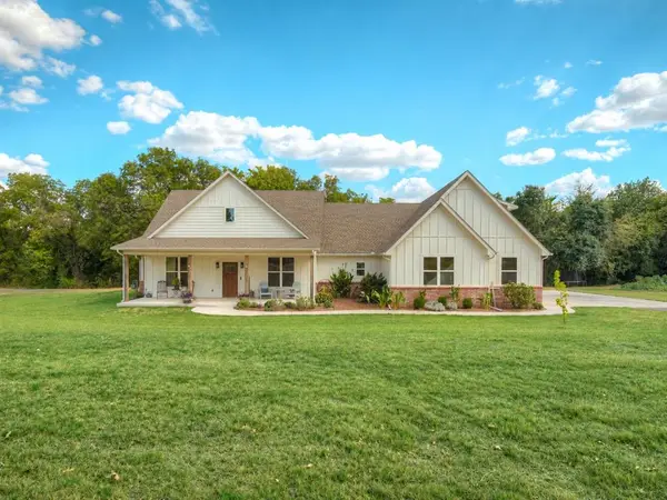 1940 SE 7th Street, Newcastle, OK 73065